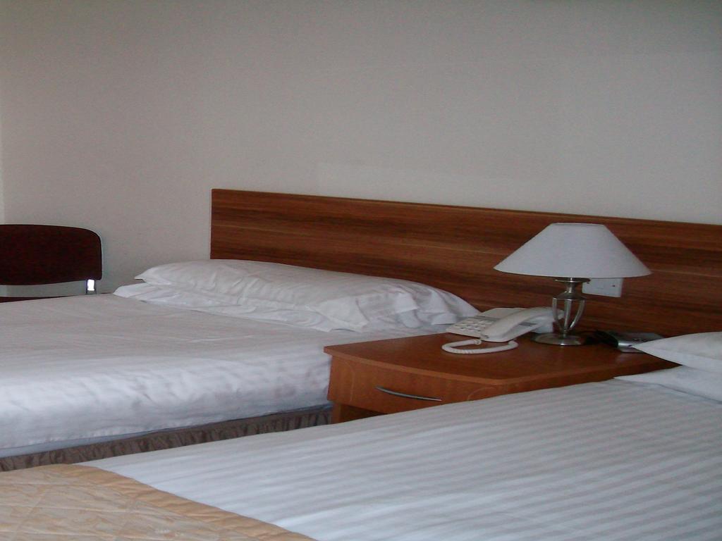 The Lauderdale Hotel Szoba fotó